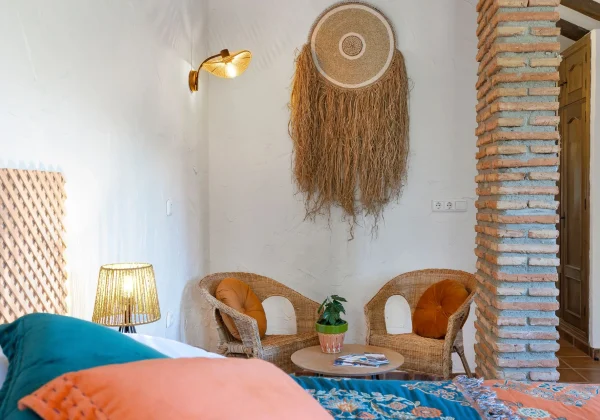 Valverde202504361LR-1920w